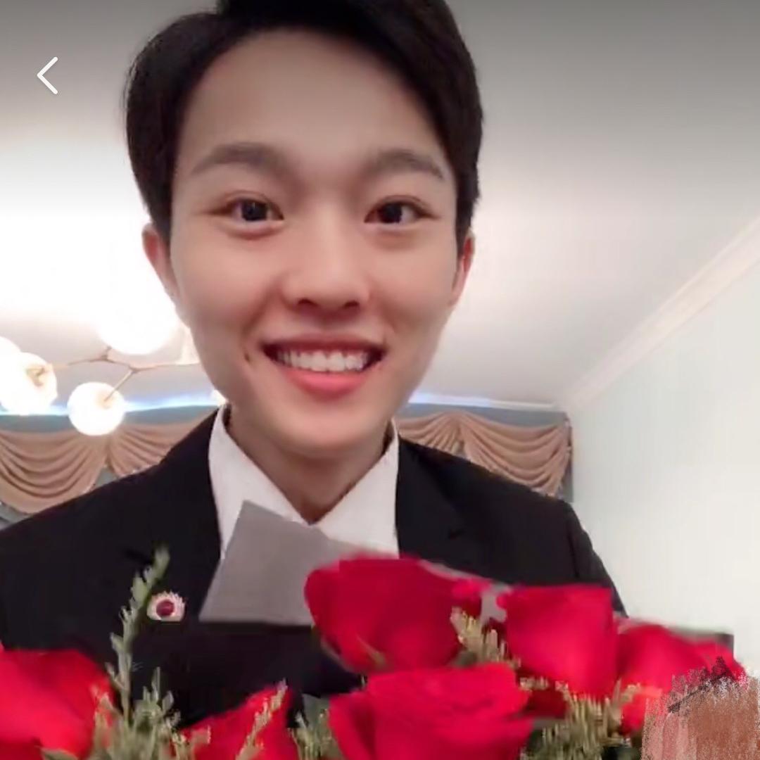 杨少