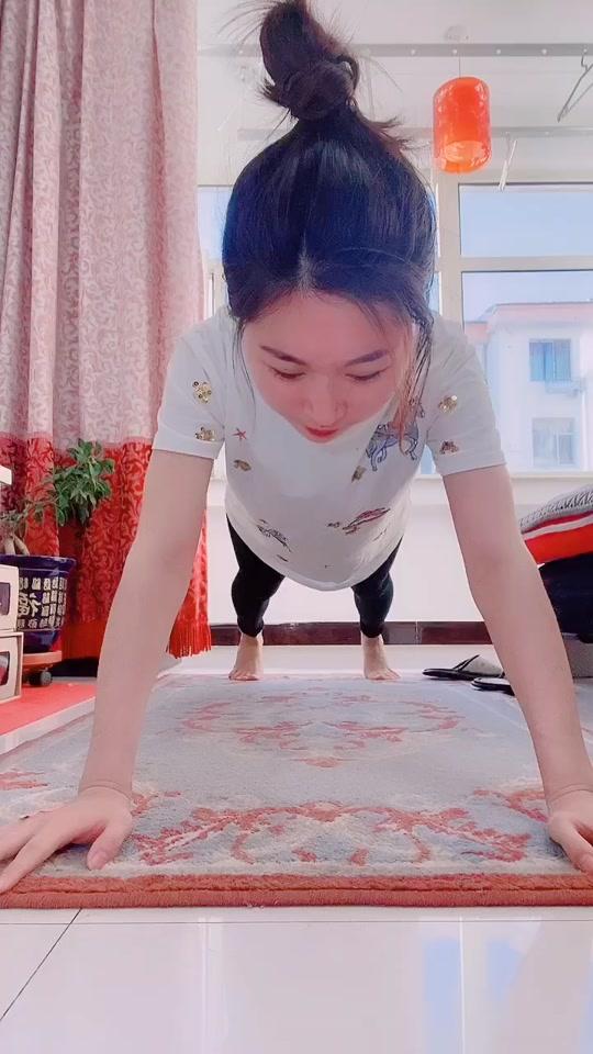 阿悠悠短视频数据详情——小葫芦数据